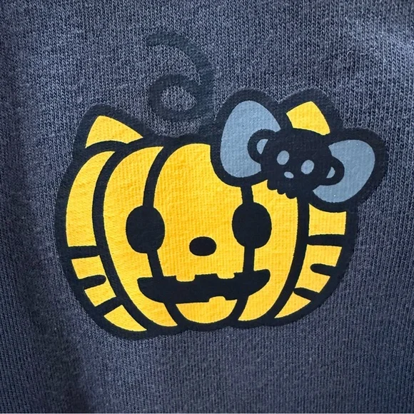 Hello Kitty & Friends Glow In Dark Halloween Sweatshirt Kuromi Badtz Maru S - Picture 7 of 15